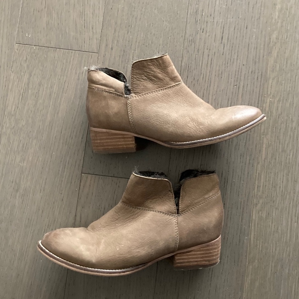 Faux fur lined booties.